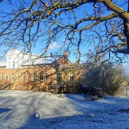 Gut Pohnstorf Villa *