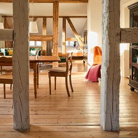 Gut Pohnstorf * Alt Sührkow