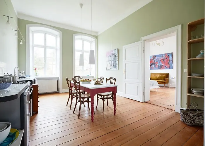 Вилла Gut Pohnstorf Alt Suhrkow