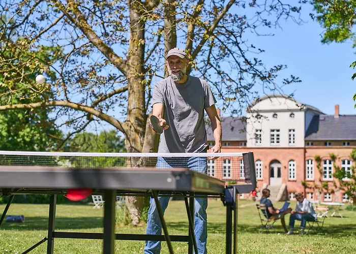 Вилла Gut Pohnstorf *