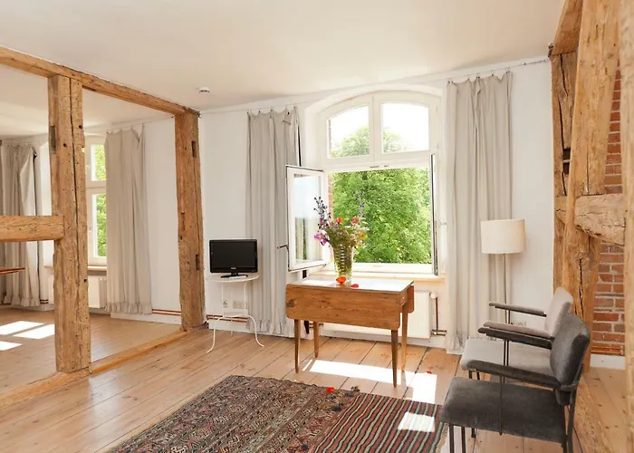 Вилла Gut Pohnstorf Alt Suhrkow